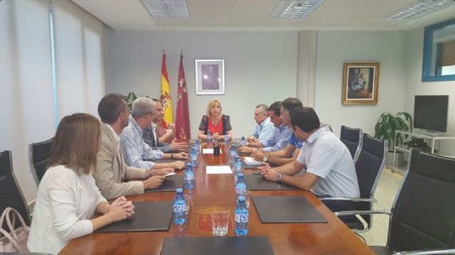 La Comunidad coordina con ONG la acogida a refugiados en la Región - 1, Foto 1