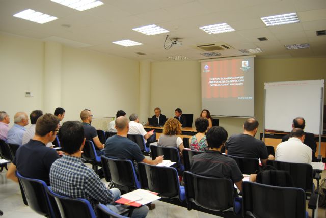 Treinta técnicos de diferentes Administraciones participan en la XII Edición del Curso de Diseño y Planificación en Edificios e Instalaciones - 1, Foto 1