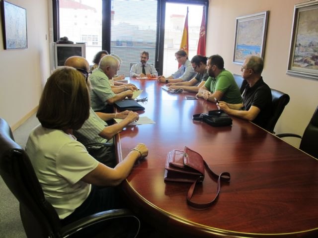 El Consejero de Fomento informa a la Plataforma Pro-Soterramiento de la situación de la llegada del AVE a la Región - 1, Foto 1