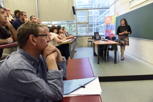 Los profesores de la Universidad de Murcia pueden grabar sus clases para que los estudiantes las utilicen como videoapuntes - 2, Foto 2