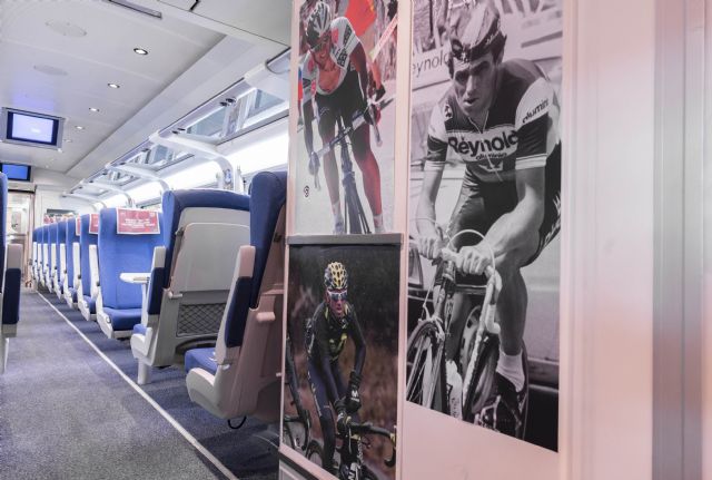 Renfe expone a bordo de un Alvia Madrid-Bilbao una selección fotográfica con los éxitos del ciclismo español en el Tour de Francia - 1, Foto 1