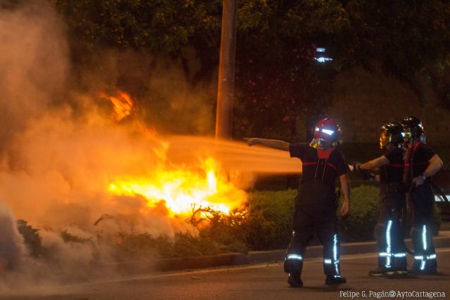 Cartagena se prepara para una noche de San Juan segura controlando hogueras y reforzando el servicio de Bomberos - 1, Foto 1