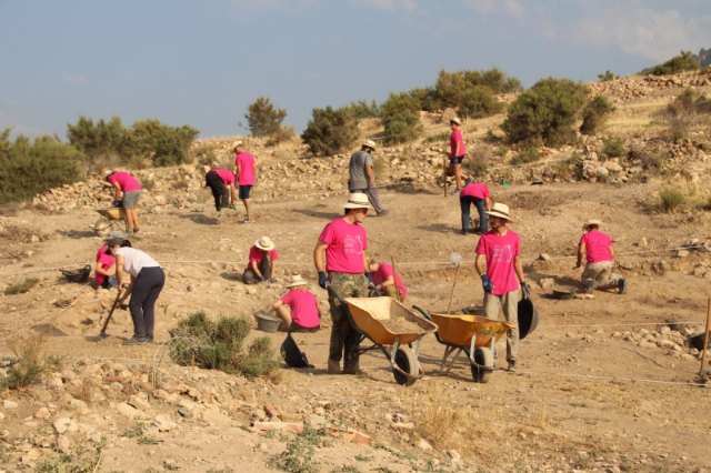 El yacimiento de Las Paleras contar con la recreacin de una de sus viviendas y un escenario para actuaciones al aire libre, Foto 2