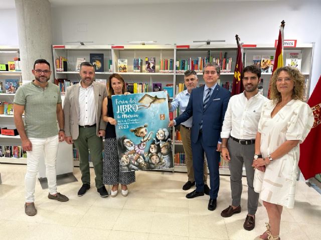 El artista Juan Diego Ingelmo Benavente ilustra el cartel anunciador de la Feria del Libro de Murcia de este año - 1, Foto 1