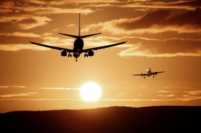 Tener el asiento central en el avión o hacer el check-out muy pronto, entre las principales pesadillas de los viajeros en vacaciones - 1, Foto 1