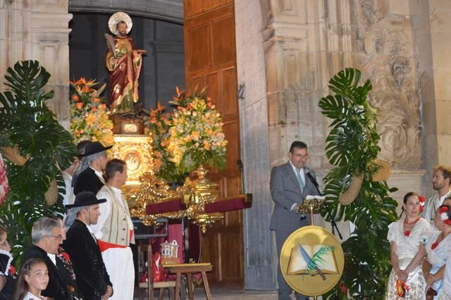 El alcalde felicita a los Coros y Danzas de Cieza por un pregón que ha sido una verdadera obra de arte - 1, Foto 1