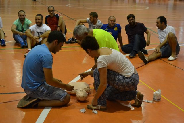 Turno de la reanimación cardiopulmonar a los colegiados de fútbol sala - 3, Foto 3