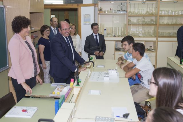 Pedro Antonio Sánchez apela al diálogo y al acuerdo para alcanzar en común un gran Pacto Regional por la Educación de calidad y duradero - 3, Foto 3