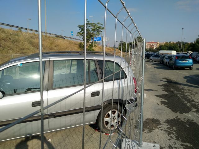 El PSOE achaca al PP de querer acabar con el aparcamiento disuasorio del Malecón y le culpa del caos de tráfico que soportan los usuarios - 4, Foto 4