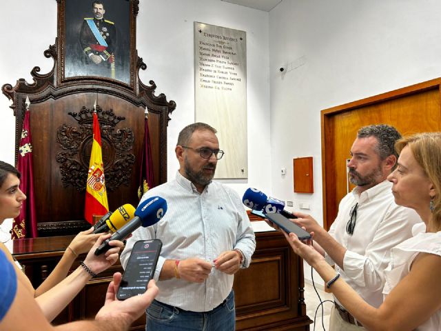 Lorca ha entrado en una fase de parálisis y en un retroceso absoluto debido a la inactividad de Fulgencio Gil que está más preocupado en repartir sillones que en gestionar - 1, Foto 1