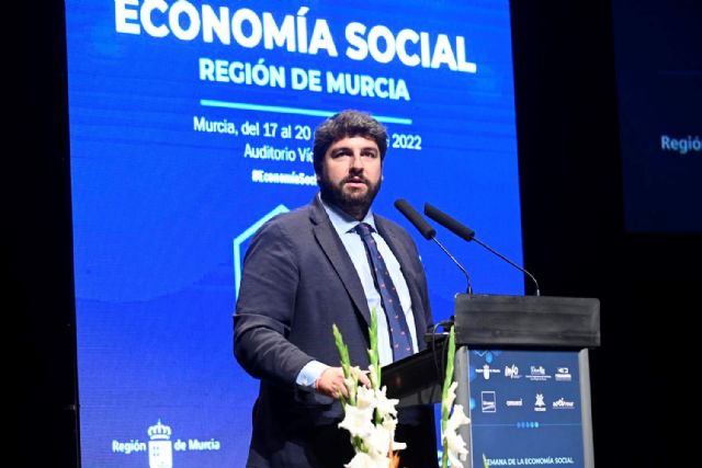 López Miras recuerda que muchas comunidades intentan copiar el modelo de economía social de la Región y resalta su fortaleza ante las crisis - 2, Foto 2