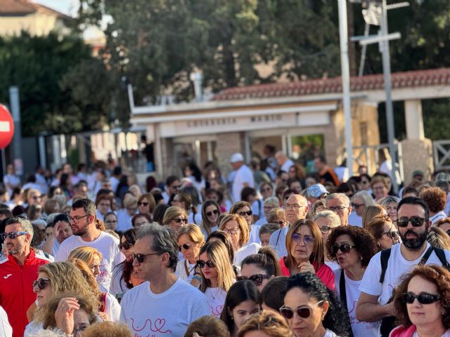 La alcaldesa de Archena pone voz al Manifiesto contra el Cáncer de Mama antes de la multitudinaria marcha por ganar la batalla a la enfermedad - 2, Foto 2