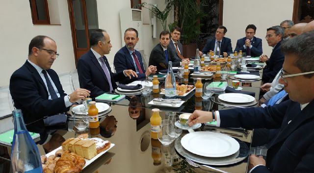 Estrella Levante, Técnicas Reunidas y MIWenergía resaltan el papel de la Politécnica impulsando la investigación y como cantera de profesional - 2, Foto 2