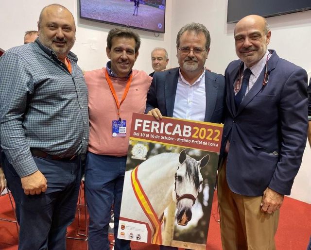 El Ayuntamiento de Lorca presenta FERICAB 2022 en el Salón Internacional del Caballo Pura Raza Española, SICAB, celebrado en Sevilla - 3, Foto 3