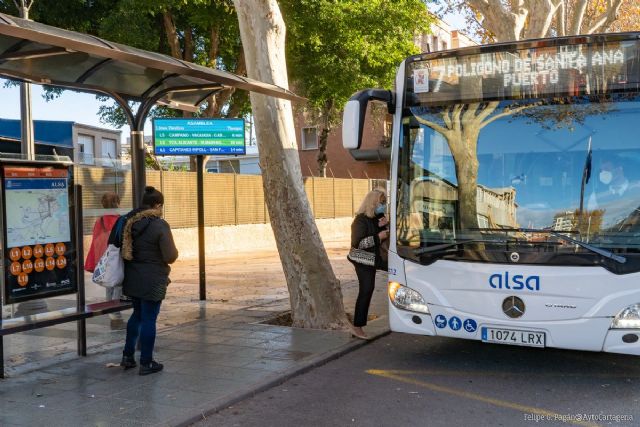 Cartagena refuerza por Navidad el bus al Espacio Mediterráneo y la conexión del centro con Los Dolores y polígono Santa Ana - 1, Foto 1