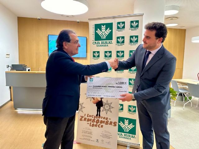 La Fundación Caja Rural de Granada dona 1.500 euros dirigidos a la realización de actividades culturales en Lorca esta Navidad - 1, Foto 1