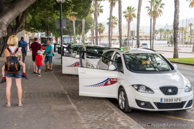 Cartagena subvenciona con 188.000 euros sus tres polígonos industriales y a Radio Taxi con 40.000 euros - 1, Foto 1