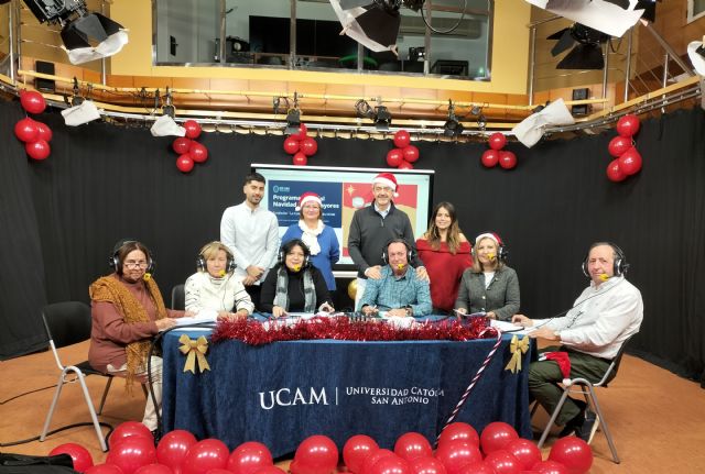 Los mayores, protagonistas del especial navideño de iRadio UCAM - 1, Foto 1