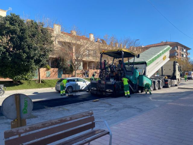 El PSOE de Lorca denuncia la inoportunidad en las obras de reasfaltado de la Alameda de Cervantes a unos días de las fiestas de Navidad - 1, Foto 1