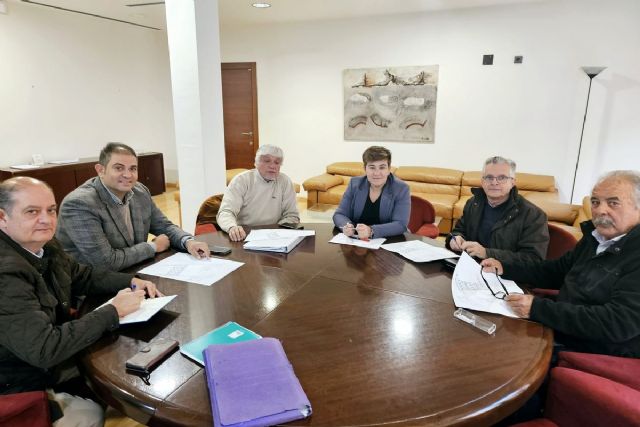 El mercadillo de Cabo de Palos vuelve a su ubicación original con nueva distribución y zonas de descanso - 1, Foto 1