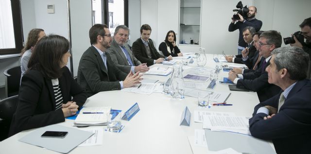 El Partido Popular impulsa un gran Pacto por la Educación basado en una educación de calidad orientada al empleo - 1, Foto 1