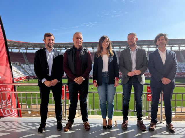 El concurso ´AficionArte al Real´ vestirá el estadio Enrique Roca con un mural de 600 metros - 1, Foto 1