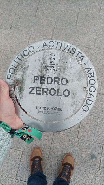 Tercer acto de odio en un mes: -ataque mobiliario urbano LGTBI+ - 1, Foto 1