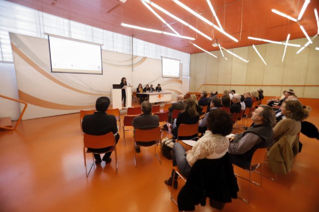 I Encuentro de Facultativos del Área 2 de salud de Cartagena en el Auditorio y Palacio de Congresos el Batel - 2, Foto 2