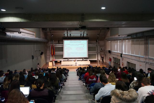 Los modernos sistemas de distribución agroalimentaria han reducido la diversidad de variedades y han primado la visión de los alimentos como productos estandarizados - 2, Foto 2