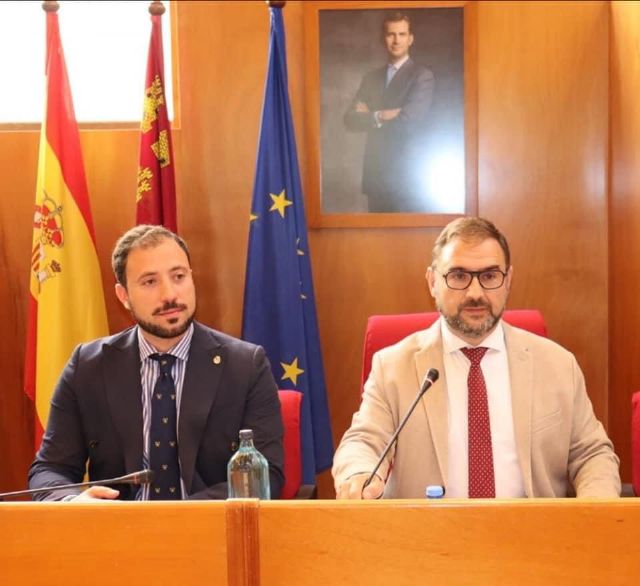 Ciudadanos confirma la total responsabilidad del alcalde, Diego José Mateos, y del concejal de Contratación, Isidro Abellán, en el traslado sin seguro de los bordados desde Lorca a Madrid - 1, Foto 1