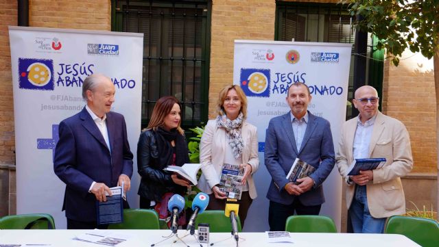 Verónica López explica las actuaciones que desarrollan el Gobierno Regional de apoyo a las familias y la infancia - 1, Foto 1