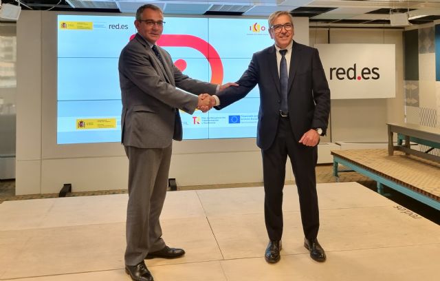 El sector financiero colaborará en la transformación digital de las empresas gracias al convenio entre el ICO y Red.es - 1, Foto 1