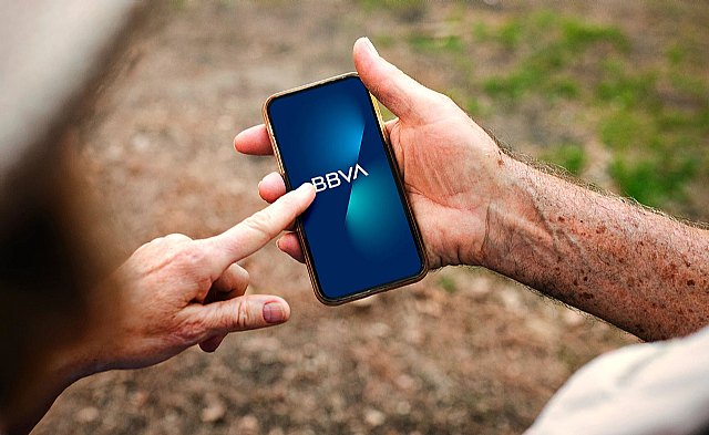 BBVA lanza una adaptación de su ‘app’ en España para el colectivo sénior - 1, Foto 1