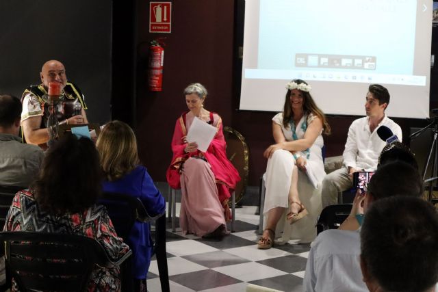 El Museo Barón de Benifayó acoge la presentación de Imbricaciones textuales de Mar Carrillo en la noche de los museos - 2, Foto 2