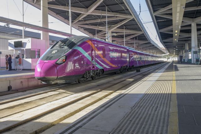 Renfe estrena hoy los S-106 con un incremento de plazas en sus servicios Avlo para Murcia - 3, Foto 3