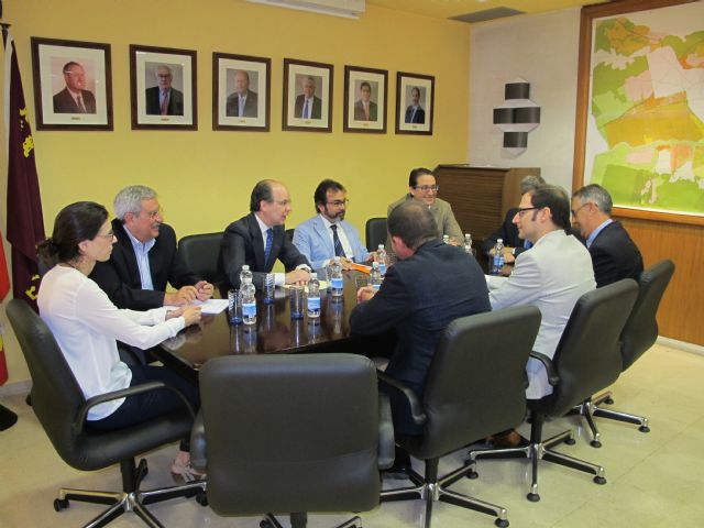 El consejero de Fomento visita el Colegio de Ingenieros de Caminos, Canales y Puertos de la Región de Murcia - 1, Foto 1