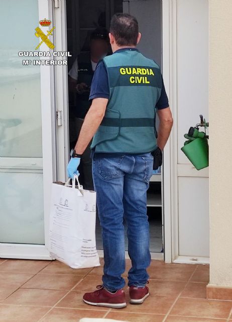 La Guardia Civil detiene a una persona por ciberacosar a un menor - 3, Foto 3