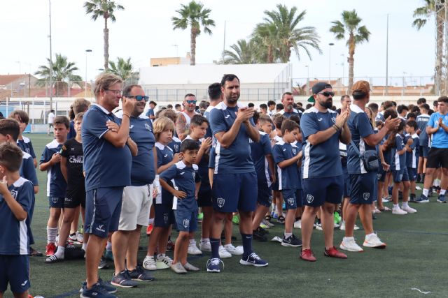 La Escuela de Fútbol Base clausura la temporada con una jornada de convivencia - 1, Foto 1