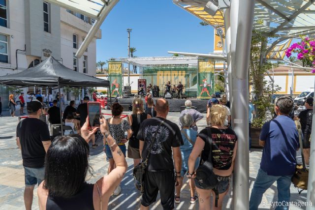 Rockeros y metaleros llenan Cartagena con el festival Rock Imperium - 1, Foto 1