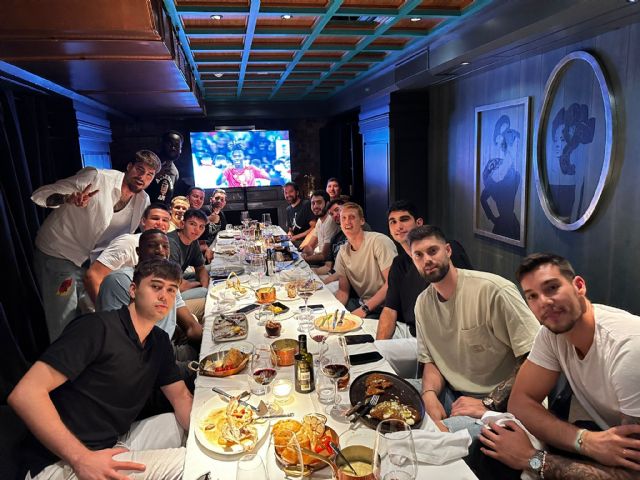 Rudy fernadez lidera a la selección en tatel restaurante Madrid - 1, Foto 1