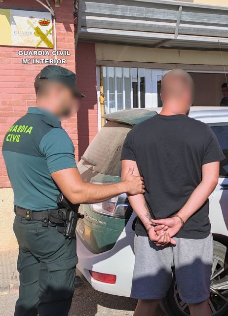 La Guardia Civil detiene a dos personas e investiga a otras dos dedicadas a allanar viviendas - 2, Foto 2