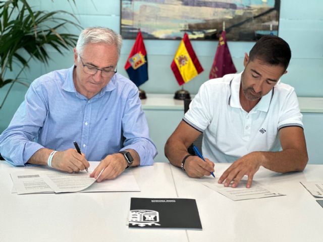 El Ayuntamiento de Torre Pacheco y la Asociación Festera Comisión de Fiestas de Dolores de Pacheco firman convenio de colaboración - 1, Foto 1