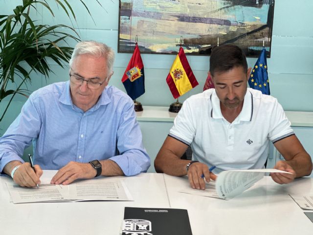 El Ayuntamiento de Torre Pacheco y la Asociación Festera Comisión de Fiestas de Dolores de Pacheco firman convenio de colaboración - 2, Foto 2