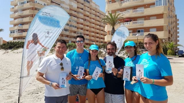 La consulta ciudadana sobre las propuestas para La Manga continúa su recorrido por las playas y zonas de mayor afluencia en el área de San Javier - 1, Foto 1