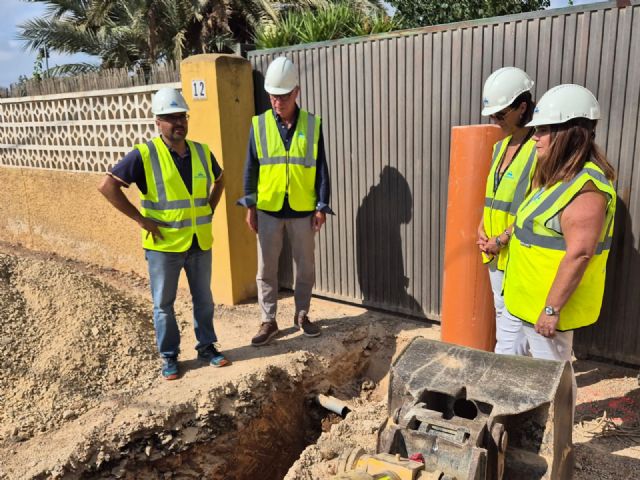 Una inversión de más de un millón de euros permite instalar redes de alcantarillado en Los Vidales y La Granja de Lobosillo - 2, Foto 2