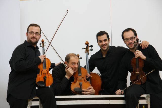 El Claustro del Palacio de San Esteban de Murcia clausura su ciclo de música antigua con el Cuarteto Salzillo - 1, Foto 1