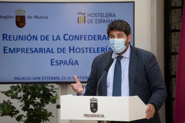 López Miras anuncia un nuevo Plan de Turismo Gastronómico y recuerda que hemos destinado más de 40 millones a 8.000 empresas hosteleras - 2, Foto 2