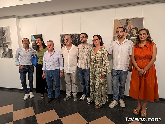 El joven pintor Andrés Rojo inaugura su primera exposición en solitario con una muestra de talento y versatilidad artística - 1, Foto 1