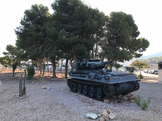 Los militares abren las puertas de la Escuela de Infantería de Marina para los participantes de las Jornadas Nacionales de Comunicación y Defensa - 1, Foto 1