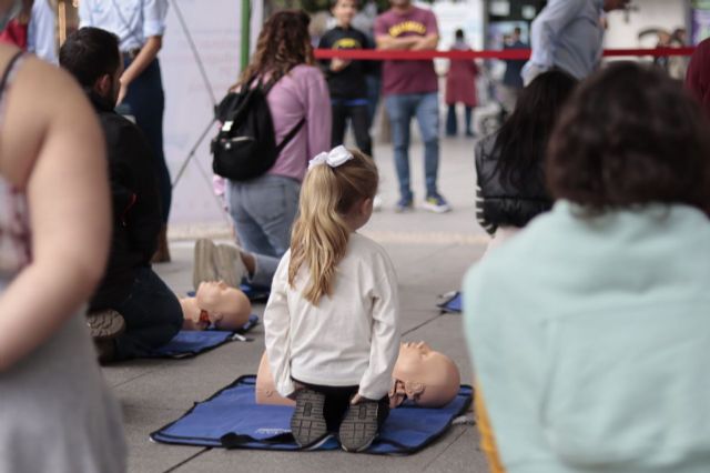 Más de 300 personas se inician en la reanimación cardiopulmonar y los primeros auxilios en Córdoba - 1, Foto 1